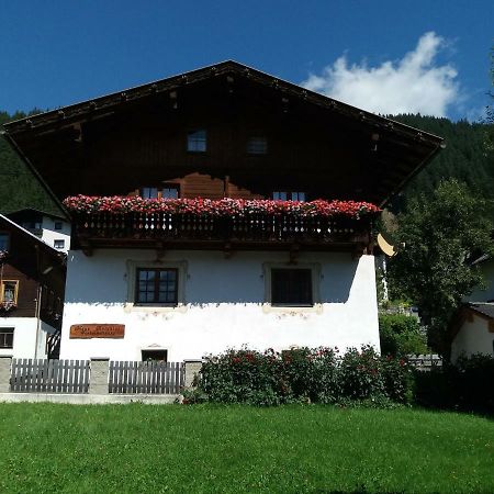 ホテル Haus Antonius Sankt Lorenzen im Lesachtal エクステリア 写真
